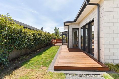 Photo of property in 14 Waitaha Place, Bell Block, New Plymouth, 4312