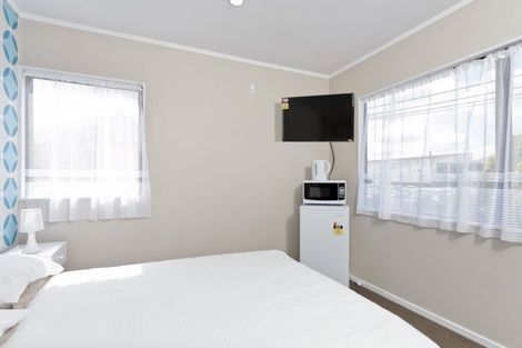 Photo of property in 17 Fort Richard Road, Otahuhu, Auckland, 1062