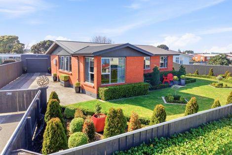 Photo of property in 23 Gibbons Crescent, Castlecliff, Whanganui, 4501