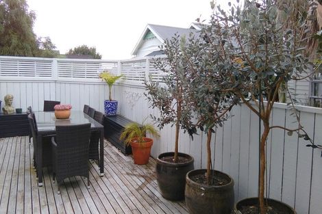 Photo of property in 247 Carrington Street, Vogeltown, New Plymouth, 4310