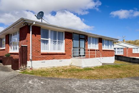 Photo of property in 29 Aberfeldy Street, Cannons Creek, Porirua, 5024