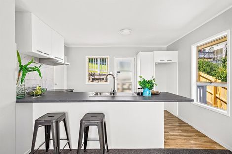 Photo of property in 147 Browns Bay Road, Browns Bay, Auckland, 0630