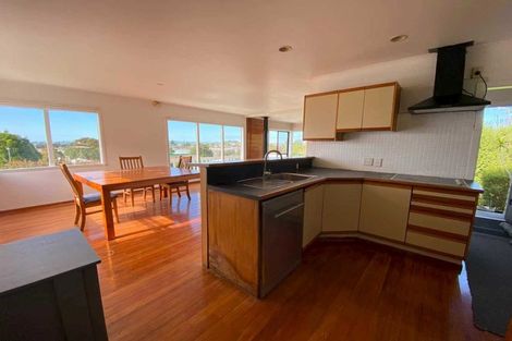 Photo of property in 54 Potter Avenue, Northcote, Auckland, 0627