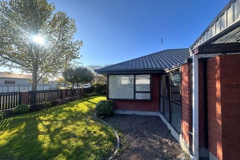 Photo of property in 3 Cranbrook Avenue, Burnside, Christchurch, 8053
