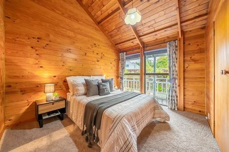 Photo of property in 74 Viewmont Drive, Harbour View, Lower Hutt, 5010