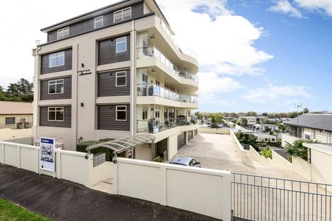 Photo of property in 40d Thackeray Street, Hamilton Lake, Hamilton, 3204
