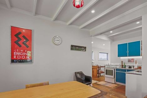 Photo of property in 14 Grey Street, Marton, 4710