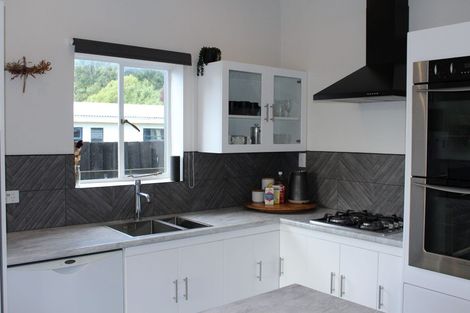 Photo of property in 24 Elizabeth Square, Leithfield, 7481