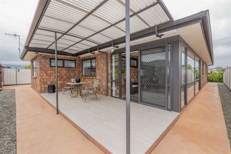 Photo of property in 19 Kent Street, Levin, 5510