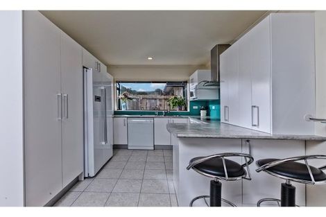 Photo of property in 2/11 Roanoke Way, Albany, Auckland, 0632