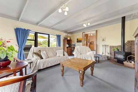 Photo of property in 20 Whakapaki Street, Urenui, 4375