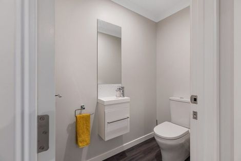 Photo of property in 1 Waimarama Court, Roslyn, Palmerston North, 4414