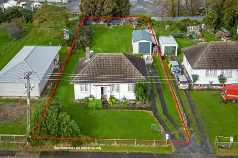 Photo of property in 97 Orchard West Road, Ngatea, 3503