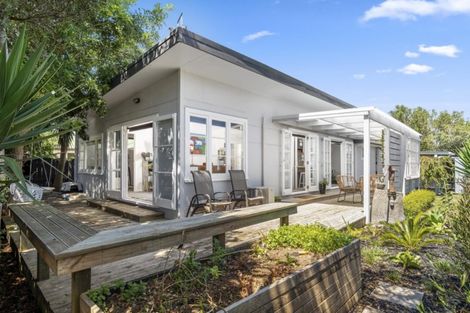 Photo of property in 12b Lyn Grove, Papamoa Beach, Papamoa, 3118