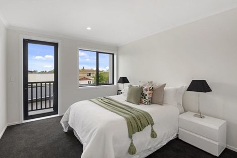 Photo of property in 17 Holmes Hanover Lane, Halswell, Christchurch, 8025