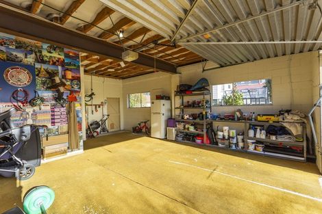 Photo of property in 33 Gebbie Street, Kinmont Park, Mosgiel, 9024