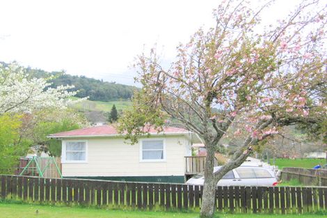Photo of property in 11 Leslie Avenue, Western Heights, Rotorua, 3015