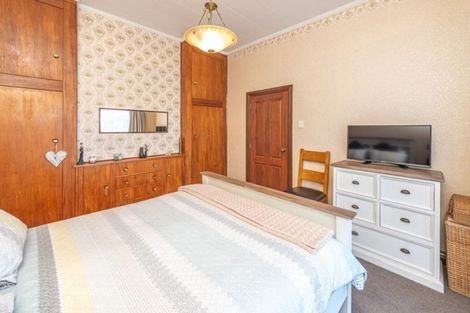 Photo of property in 102 Gonville Avenue, Gonville, Whanganui, 4501