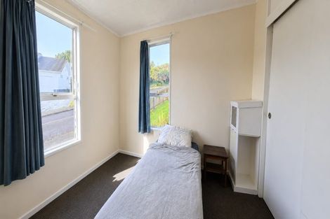 Photo of property in 52b Kingsley Street, Stokes Valley, Lower Hutt, 5019