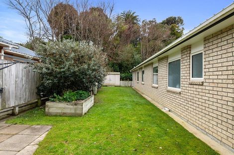 Photo of property in 24 Moulton Street, Moturoa, New Plymouth, 4310