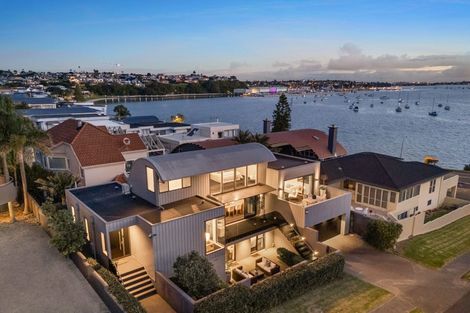 Photo of property in 1/58 The Parade, Bucklands Beach, Auckland, 2012
