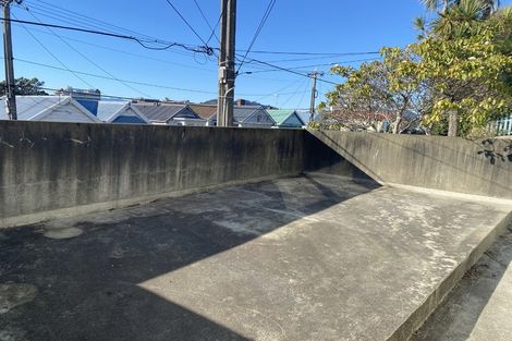 Photo of property in 108 Wallace Street, Mount Cook, Wellington, 6021