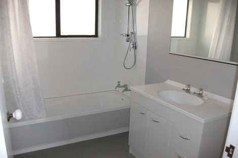 Photo of property in 5 Vella Street, Titahi Bay, Porirua, 5022