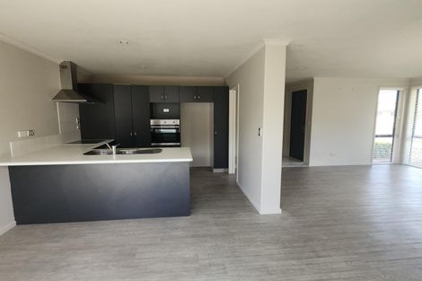 Photo of property in 22 Te Manatu Drive, Huntington, Hamilton, 3210