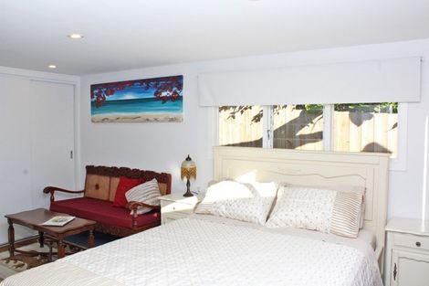 Photo of property in 3 Pine Grove, Tairua, 3508