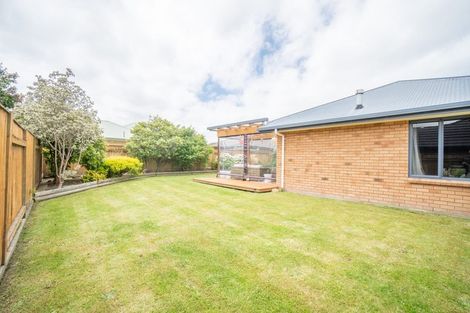 Photo of property in 8 Nevada Way, Kelvin Grove, Palmerston North, 4414