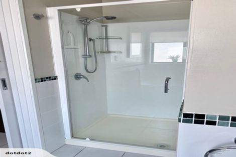 Photo of property in 2/3 Nimrod Place, Half Moon Bay, Auckland, 2012