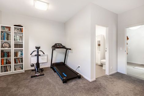 Photo of property in 96 The Esplanade, Raumati South, Paraparaumu, 5032