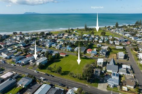 Photo of property in 42 Beach Road, Waihi Beach, 3611