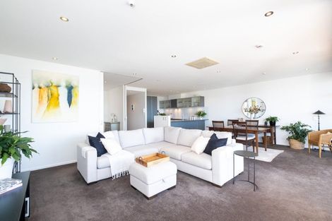 Photo of property in 305/7 Humber Street, Pandora, Napier, 4110