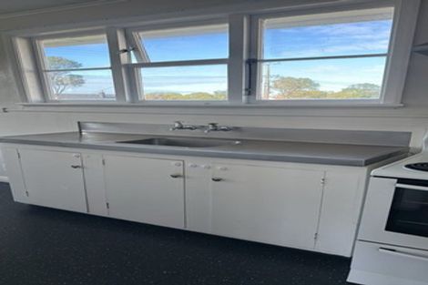 Photo of property in 5 Marsden Street, Hauraki, Auckland, 0622