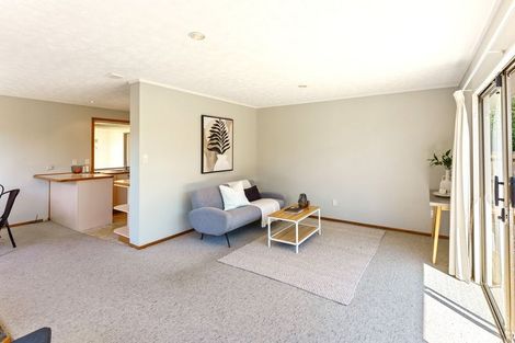 Photo of property in 71 Elizabeth Street, Waikanae, 5036