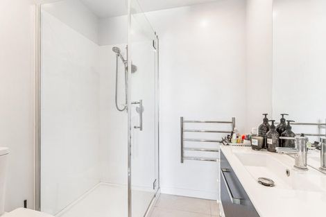 Photo of property in Frank Sargeson Apts, 103/80 Anzac Street, Takapuna, Auckland, 0622