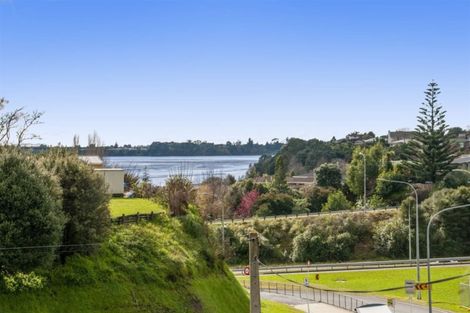 Photo of property in 1 Tamahika Street, Hairini, Tauranga, 3112