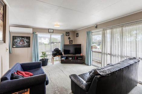Photo of property in 50 Trelawney Crescent, Westown, New Plymouth, 4310