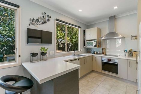 Photo of property in 26 Serene Place, Gulf Harbour, Whangaparaoa, 0930