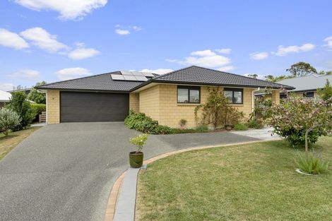 Photo of property in 16 Settlers Drive, Waihi, 3610