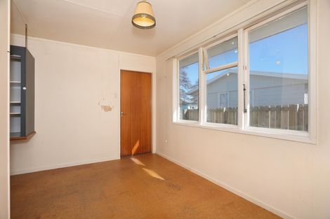 Photo of property in 42 Robinson Crescent, Westbrook, Palmerston North, 4412
