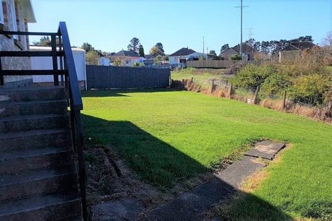 Photo of property in 3 Tainui Street, Meremere, Mercer, 2474