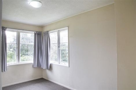 Photo of property in 3 Longburn Road, Henderson, Auckland, 0610