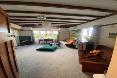 Photo of property in 51 Northland Road, Northland, Wellington, 6012