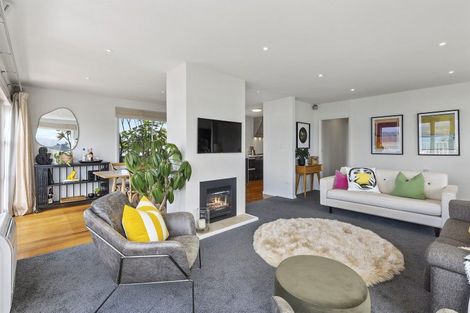 Photo of property in 22 Tai Paku Paku Road, Karaka Bays, Wellington, 6022