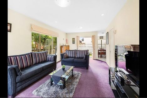Photo of property in 25b The Quadrant, Miramar, Wellington, 6022