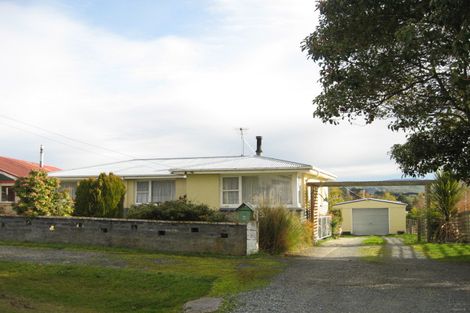 Photo of property in 8 Maryport Street, Lawrence, 9532