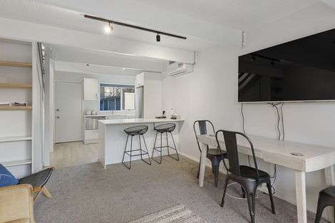 Photo of property in 2/18 Salisbury Street, Christchurch Central, Christchurch, 8013