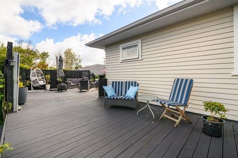 Photo of property in 76 Alexandra Street, Marton, 4710